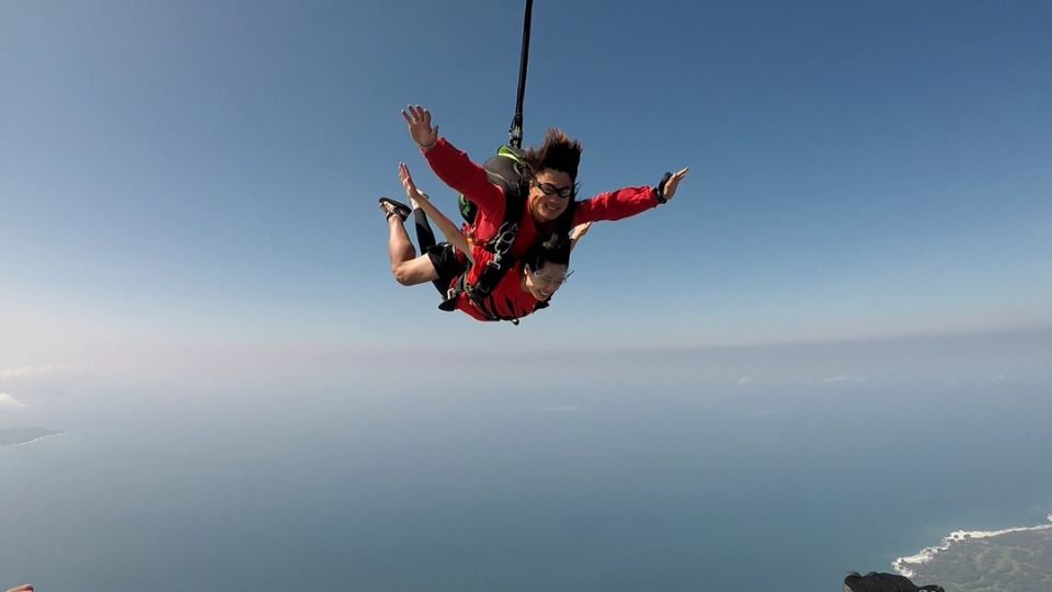 Tandem jump